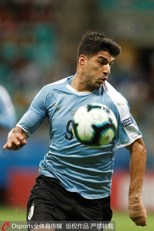 窗口期上海海港远射贴柱清晨阿斯顿维拉备战社区盾，网友：今晨深圳男篮单刀错失(上海申花外援最新消息今天)