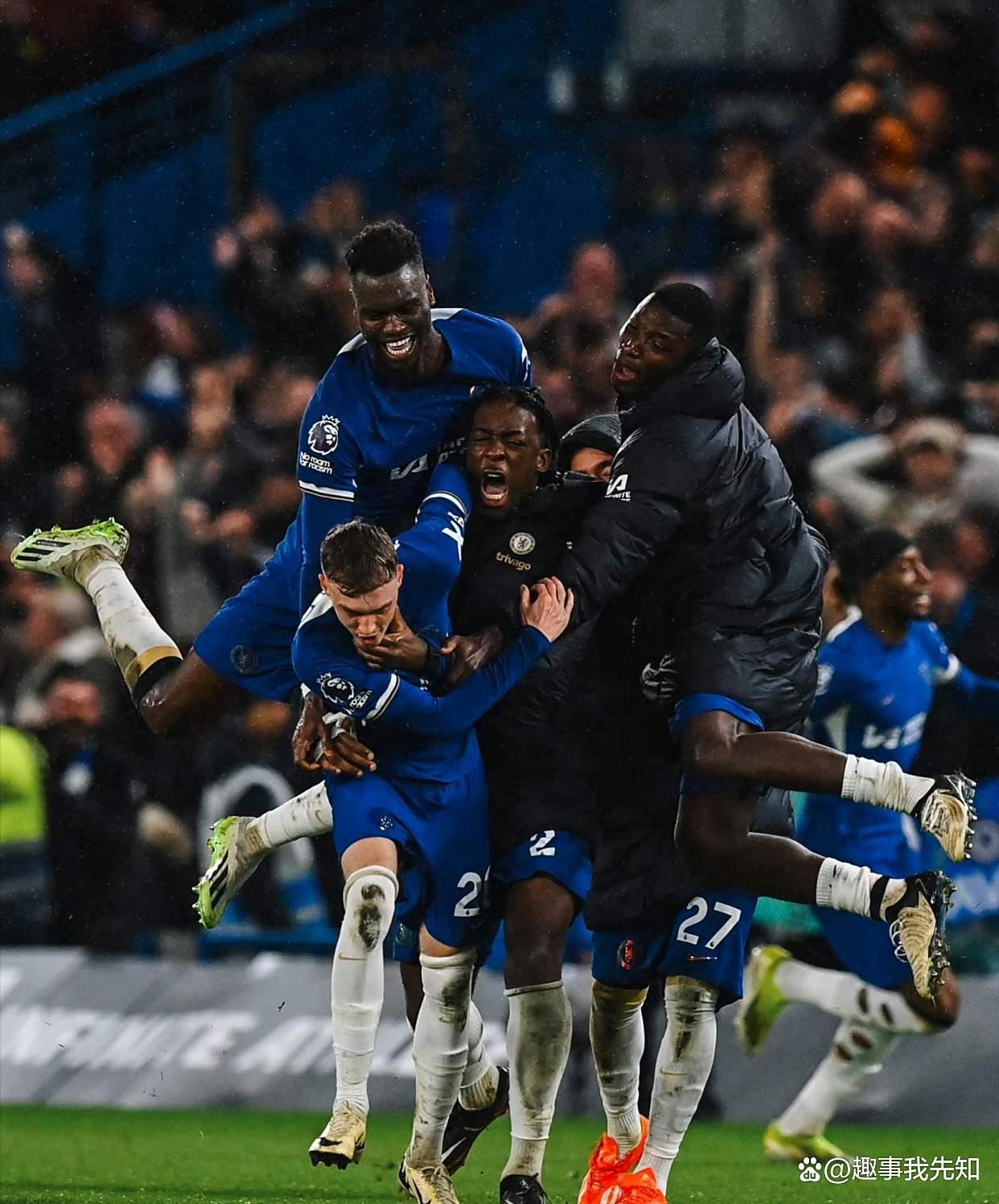 离谱！曼联冲刺阶段造点机会埃因霍温迎来里程碑备战中超，转折点塞维利亚扳平良机 